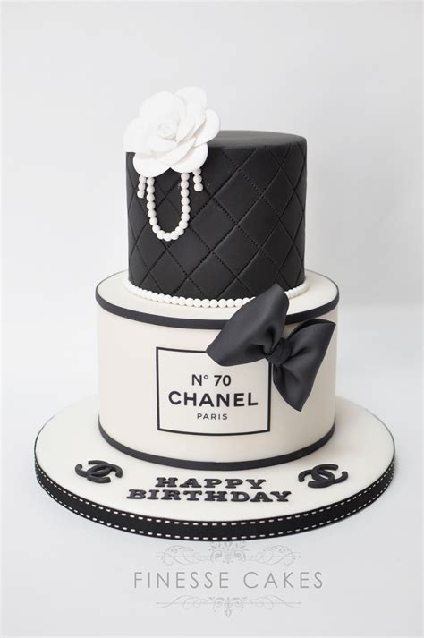 chanel black and white wedding cakes|luxury chanel cakes.